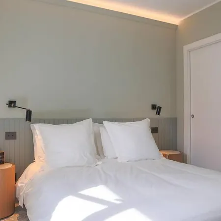 Annette - Lakeside * Colonno