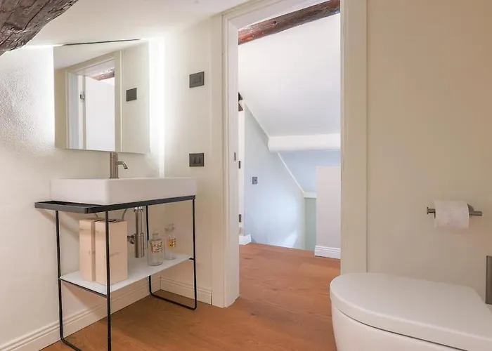 Annette - Lakeside * Colonno