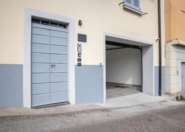 Annette - Lakeside * Colonno