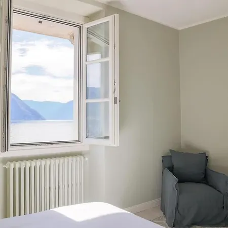 Annette - Lakeside Villa *