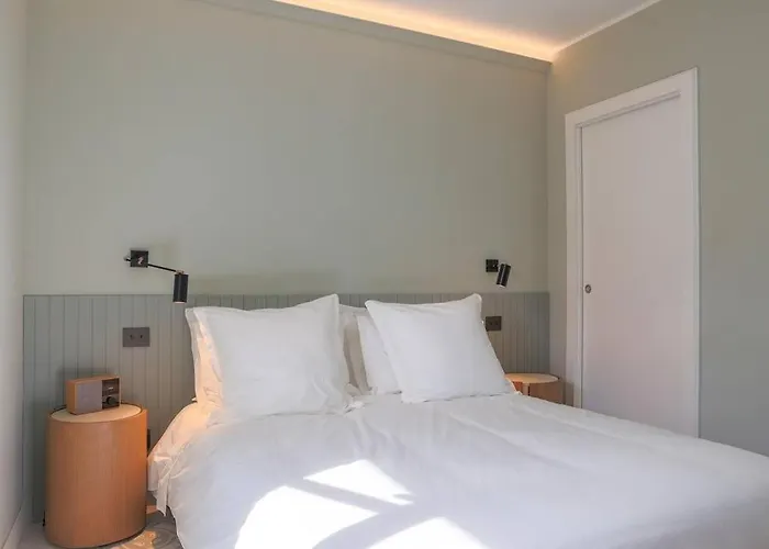 Annette - Lakeside * Colonno