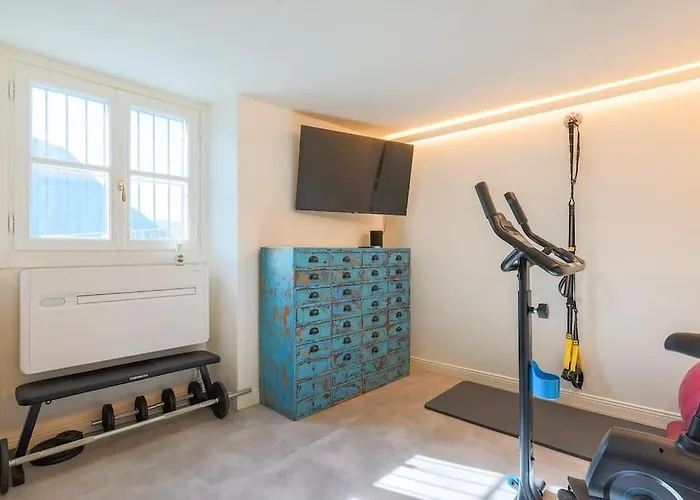 Annette - Lakeside Colonno