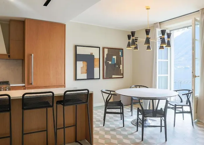 Annette - Lakeside * Colonno